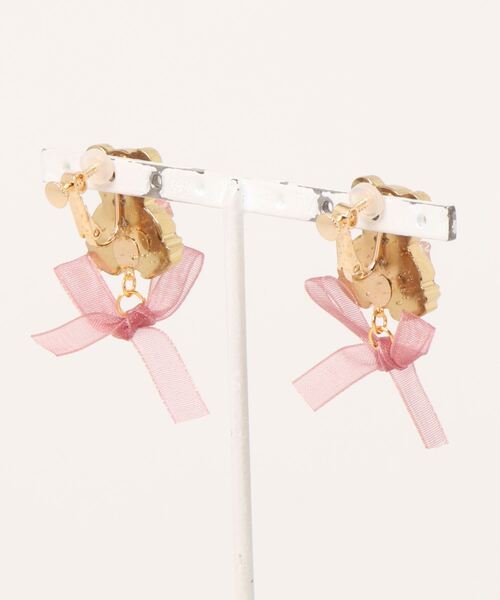 tone（トーン）の「【ainoko Labo】girly pink ribbon teddy bear earrings(MA)（イヤリング・レディース・ピンク・FREE）」の2枚目の写真