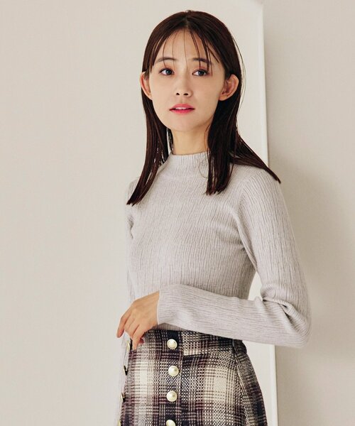 grove(グローブ)の「◆着回し・肌ざわり◎!優秀ジャカードハイネックプルオーバー(ニット/セーター・レディース・オフホワイト/ブラック/ライトグレー/グリーン・02/03/04/01/05)」の1枚目の写真