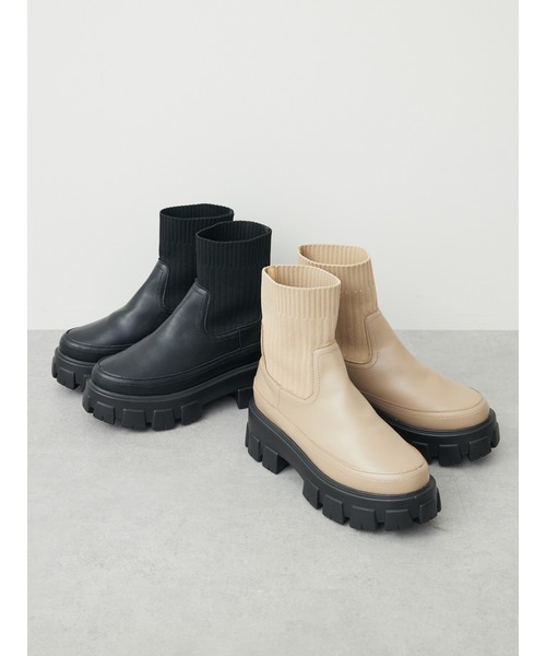 Green　Parks（グリーンパークス）の「・minia　ニットコンビブーツ（ブーツ・レディース・ベージュ/ブラック・L/LL/S/M）」の11枚目の写真