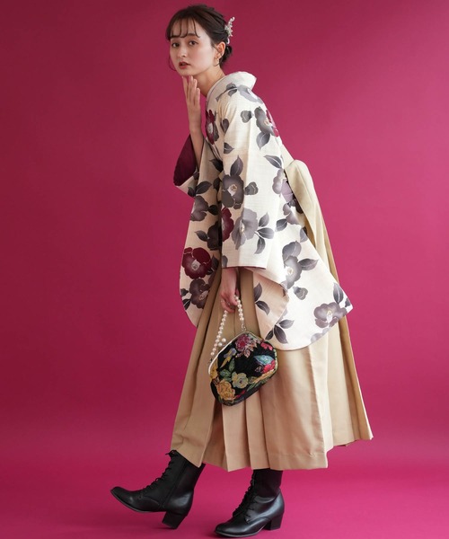utatane（ウタタネ）の「袴セット utatane えんじレトロ椿（着物 