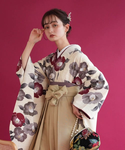 utatane（ウタタネ）の「袴セット utatane えんじレトロ椿（着物 