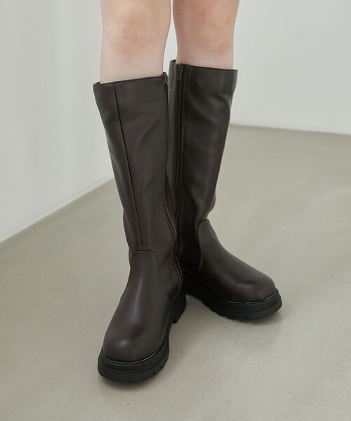 MAJESTIC LEGON（マジェスティックレゴン）の「【WEB限定アイテム】ボリュームソールロングブーツ（ブーツ・レディース・ブラック/ブラウン・MEDIUM/LARGE/SMALL）」の10枚目の写真