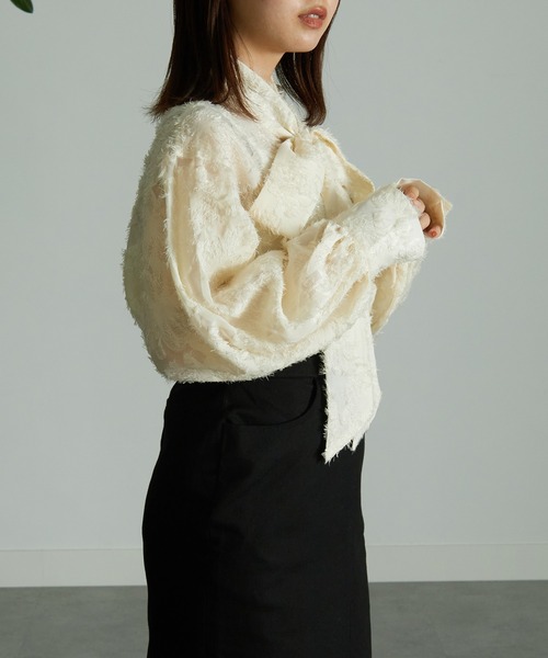 RANAN(ラナン)の「フラワージャカードボウタイブラウス(シャツ/ブラウス・レディース・ブラック/アイボリー・M/L/LL)」の14枚目の写真