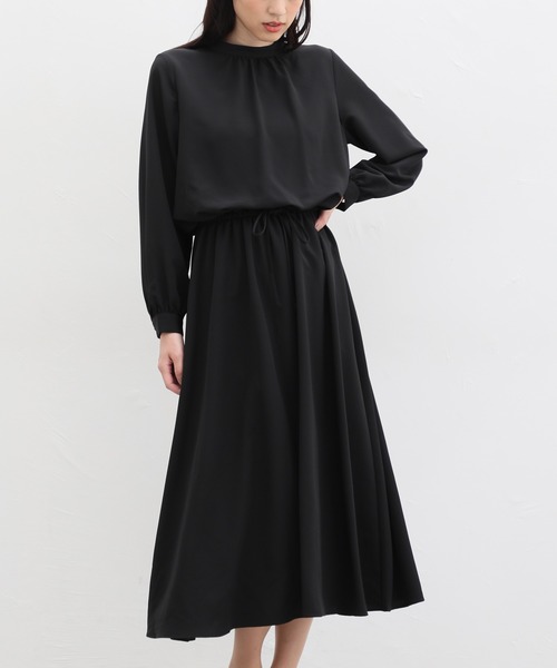 タイムセール完売品 mavimoon High Neck Long ワンピース le ELMi ワンピース High neck long zip maxi dress