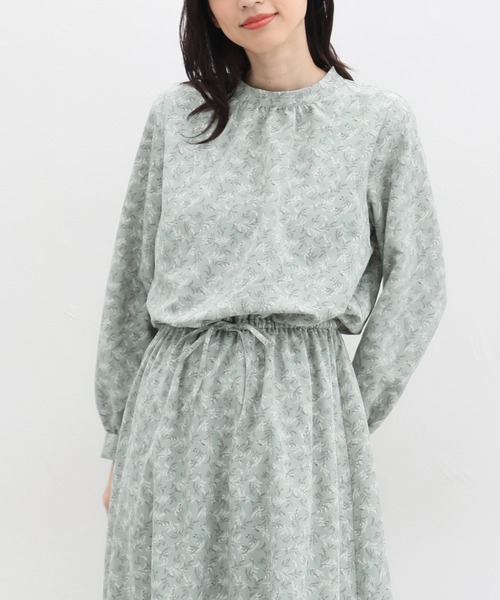 Honeys(ハニーズ)の「ハイネックワンピース(ワンピース・レディース・グリーン系その他/ネイビー系/ホワイト×グレー/ブラック/イエロー系その他・3L/LL/S/L/M)」の12枚目の写真