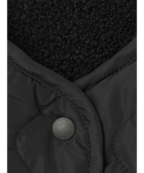 MidiUmi(ミディウミ)の「MidiUmi キルティングリバーシブルコート(ノーカラーコート・レディース・チャコールグレー/ブラック/ベージュ・FREE)」の21枚目の写真