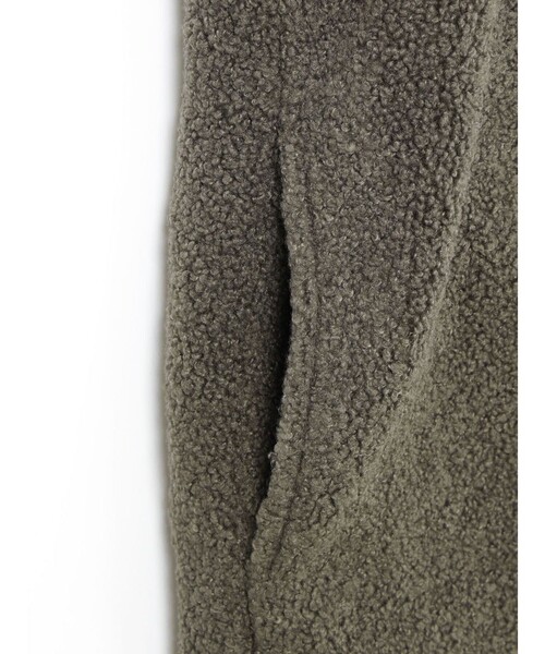 MidiUmi(ミディウミ)の「MidiUmi キルティングリバーシブルコート(ノーカラーコート・レディース・チャコールグレー/ブラック/ベージュ・FREE)」の17枚目の写真