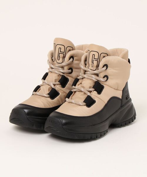 UGG（アグ）の「(UGG)ヨセパッファーレースブーツ（ブーツ）」 - WEAR