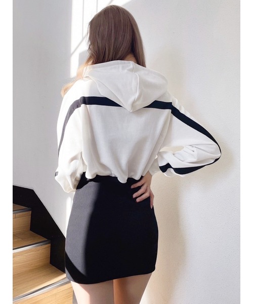 GYDA（ジェイダ）の「フロントレースアップドッキングスウェットワンピース（ワンピース・レディース・ブラック/その他1・FREE）」の6枚目の写真