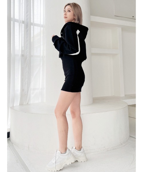 GYDA（ジェイダ）の「フロントレースアップドッキングスウェットワンピース（ワンピース・レディース・ブラック/その他1・FREE）」の4枚目の写真