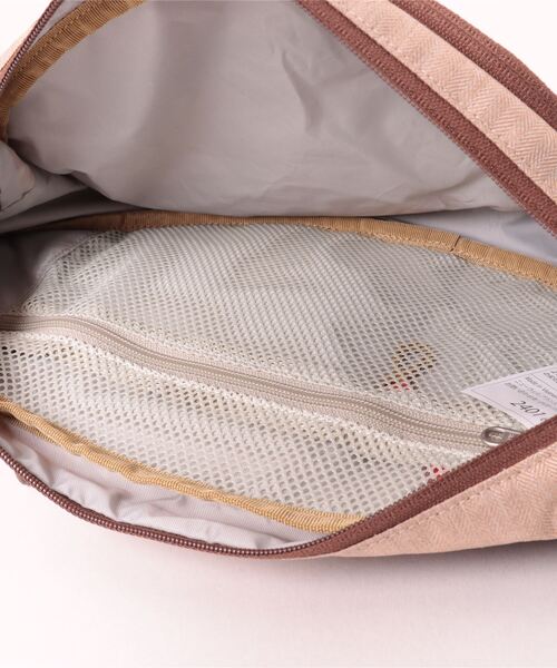 COLEMAN（コールマン）の「ウォーカーウエスト５（ヘリンボーン）（ボディバッグ/ウエストポーチ・レディース・グレー系その他2/グレー系その他/ブラウン系その他/ホワイト系その他・5L）」の11枚目の写真