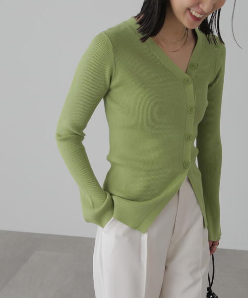 FREE'S MART（フリーズマート）の「◆アシンメトリーボタンディテールリブニット（カーディガン/ボレロ・レディース・ホワイト/ライトグリーン/オレンジ・FREE）」の2枚目の写真