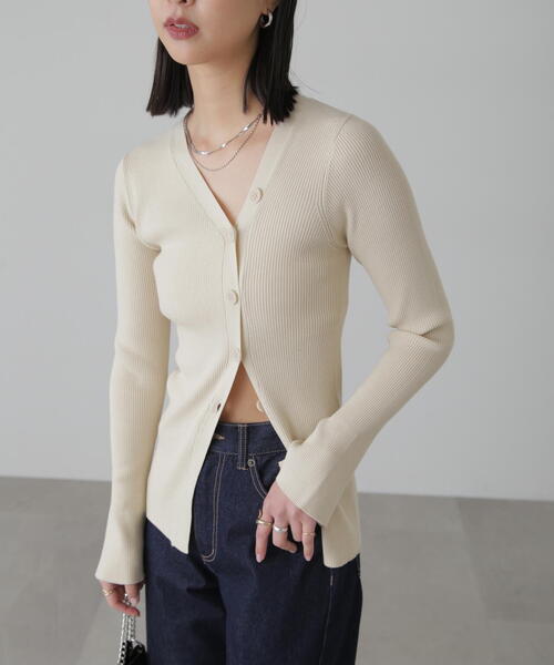 FREE'S MART（フリーズマート）の「◆アシンメトリーボタンディテールリブニット（カーディガン/ボレロ・レディース・ホワイト/ライトグリーン/オレンジ・FREE）」の5枚目の写真