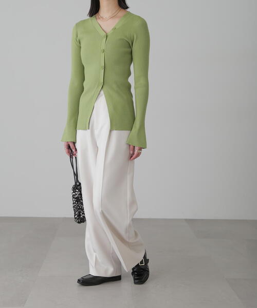 FREE'S MART（フリーズマート）の「◆アシンメトリーボタンディテールリブニット（カーディガン/ボレロ・レディース・ホワイト/ライトグリーン/オレンジ・FREE）」の14枚目の写真