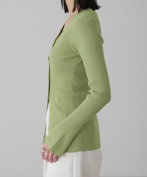 FREE'S MART（フリーズマート）の「◆アシンメトリーボタンディテールリブニット（カーディガン/ボレロ・レディース・ホワイト/ライトグリーン/オレンジ・FREE）」の18枚目の写真