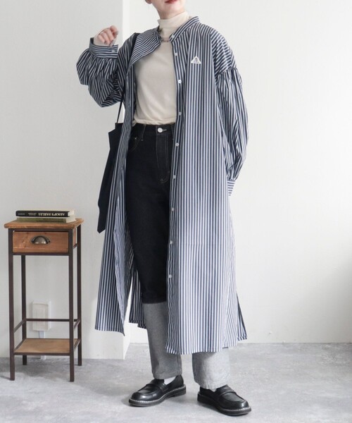 GEVACO（ゲバコ）の「【GEVACO/ゲバコ】タイプライターバンドカラーシャツワンピース（シャツワンピース・レディース・ベージュ系その他3/ブラック系その他/ブルー系その他3/ブルー系その他・36/38）」の6枚目の写真