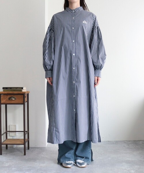 GEVACO（ゲバコ）の「【GEVACO/ゲバコ】タイプライターバンドカラーシャツワンピース（シャツワンピース・レディース・ベージュ系その他3/ブラック系その他/ブルー系その他3/ブルー系その他・36/38）」の22枚目の写真