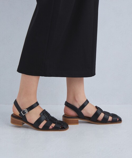 green label relaxing(グリーンレーベルリラクシング)の「スクエア グルカサンダル(3cm)(サンダル・レディース・オフホワイト/ブラック/ベージュ/モカ・S/L/M/XS/XL)」の7枚目の写真