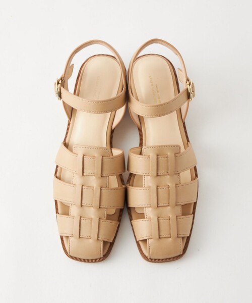 green label relaxing(グリーンレーベルリラクシング)の「スクエア グルカサンダル(3cm)(サンダル・レディース・オフホワイト/ブラック/ベージュ/モカ・S/L/M/XS/XL)」の13枚目の写真