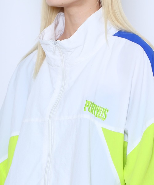 PUNYUS（プニュズ）の「切り替えナイロンジャケット（ナイロンジャケット・レディース・ネイビー/パープル/ホワイト/ブラック・2/3/4）」の9枚目の写真