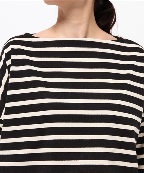 Traditional Weatherwear(トラディショナルウェザーウェア)の「ビッグマリン ボートネックシャツ(Tシャツ/カットソー・レディース・ホワイト×ブラック/ホワイト×ブルー/ホワイト×レッド/ブラック系その他/ブラック×ホワイト/ベージュ系その他/ホワイト×ネイビー/ブルー系その他・SMALL)」の16枚目の写真