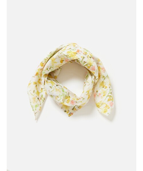 AIGLE(エーグル)の「オーガニックコットン リバティプリント スカーフ 母の日(バンダナ/スカーフ・レディース・レッド/イエロー・FREE)」の16枚目の写真