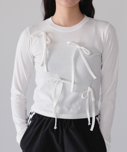 Uenui(ウニュイ)の「tie ribbon tops(Tシャツ/カットソー・レディース・ブラック/ホワイト・FREE)」の1枚目の写真