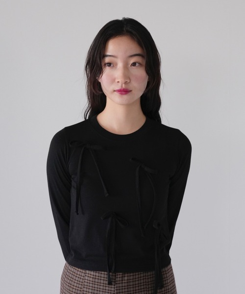 Uenui(ウニュイ)の「tie ribbon tops(Tシャツ/カットソー・レディース・ブラック/ホワイト・FREE)」の4枚目の写真