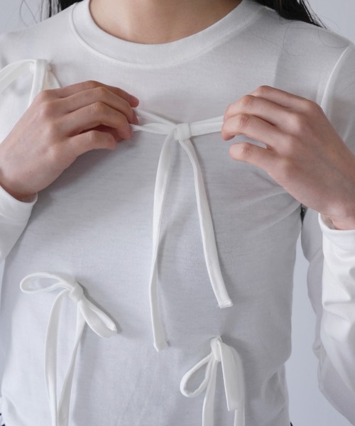 Uenui(ウニュイ)の「tie ribbon tops(Tシャツ/カットソー・レディース・ブラック/ホワイト・FREE)」の5枚目の写真