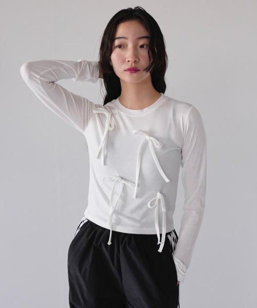 Uenui(ウニュイ)の「tie ribbon tops(Tシャツ/カットソー・レディース・ブラック/ホワイト・FREE)」の7枚目の写真
