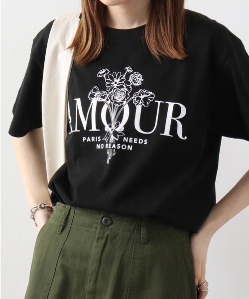 RGY(アールジーワイ)の「RGY AMOUR 花柄プリントTシャツ(Tシャツ/カットソー・メンズ・ホワイト/ブラック・F)」の2枚目の写真