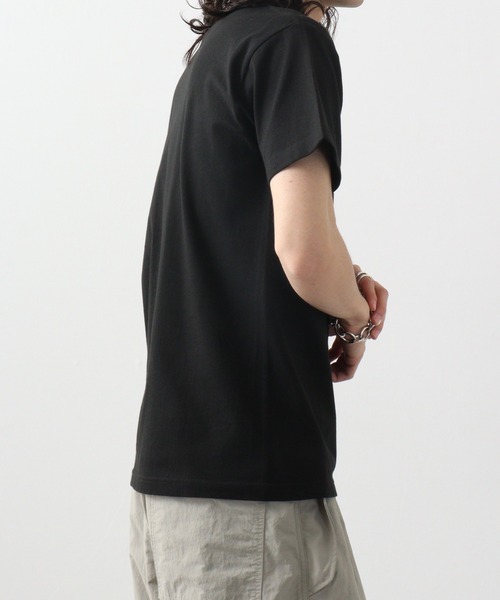 RGY(アールジーワイ)の「RGY AMOUR 花柄プリントTシャツ(Tシャツ/カットソー・メンズ・ホワイト/ブラック・F)」の22枚目の写真