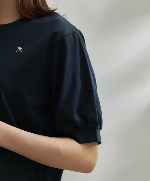 Arnold Palmer(アーノルドパーマー)の「パフスリーブ ラウンドテール Tシャツ(Tシャツ/カットソー・レディース・ブラック/アイボリー/ネイビー・L/M/S)」の5枚目の写真
