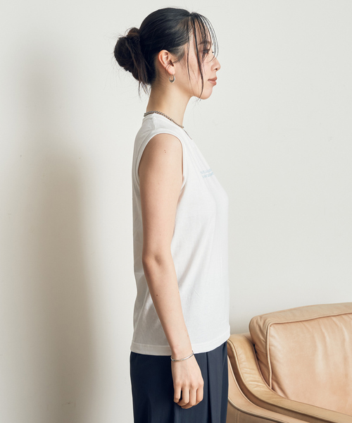 Rouge vif Anna（ルージュヴィフアンナ）の「バックバーティカルロゴタンクトップ（Tシャツ/カットソー・レディース・ホワイト/ブラック/ブルー・フリー）」の18枚目の写真