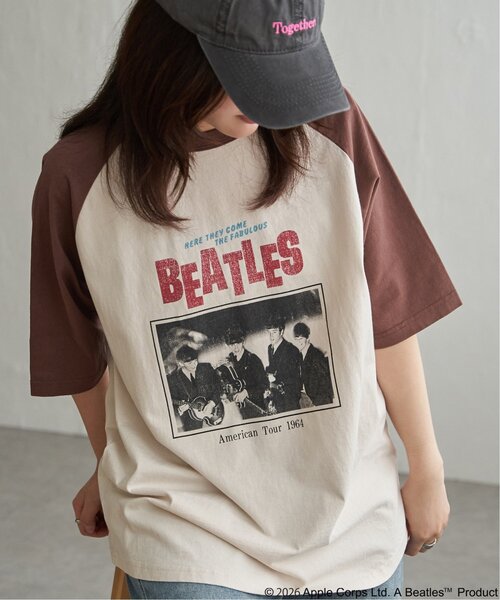 The Beatles（ザビートルズ）の「【別注】THE BEATLES ザ ビートルズ ツアーラグランTシャツ（Tシャツ/カットソー・メンズ・オフホワイト/チャコールグレー/ネイビー/その他2/その他1/ブラウン・M/LL/L）」の3枚目の写真