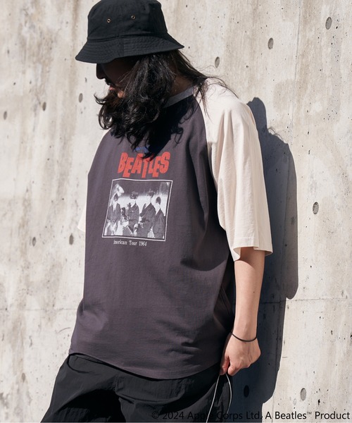 The Beatles（ザビートルズ）の「【別注】THE BEATLES ザ ビートルズ ツアーラグランTシャツ（Tシャツ/カットソー・メンズ・オフホワイト/チャコールグレー/ネイビー/その他2/その他1/ブラウン・M/LL/L）」の12枚目の写真