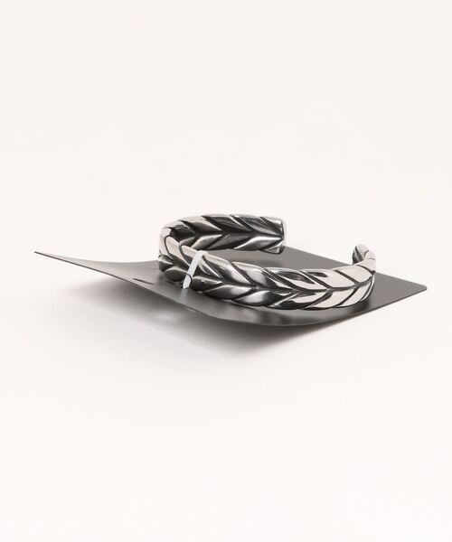SPINNS(スピンズ)の「シルバーバングル(バングル/リストバンド・メンズ・A/E/D/C/G/F/H・ONESIZE)」の9枚目の写真