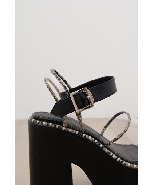 AZUL by moussy(アズールバイマウジー)の「リムステッチプラットフォームサンダル(サンダル・レディース・クリア/ブラック・MEDIUM/LL/LARGE/SMALL)」の19枚目の写真