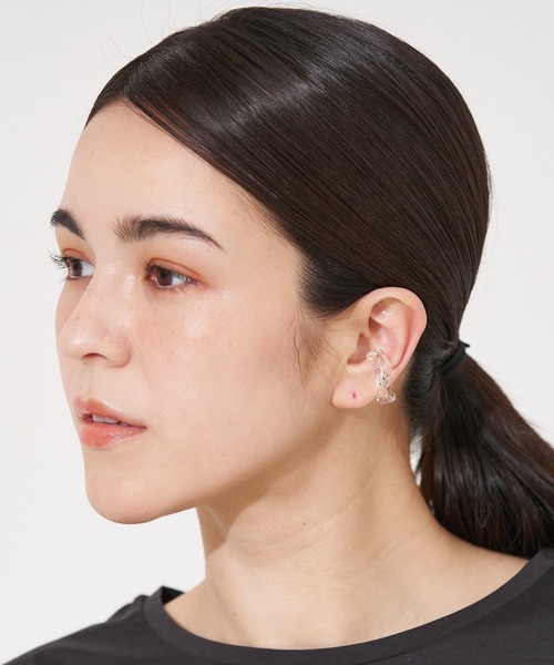 collex（コレックス）の「【別注】【HARIO Lampwork Factory】 イヤーカフ リバー（イヤーカフ・レディース・クリア・フリー）」の5枚目の写真