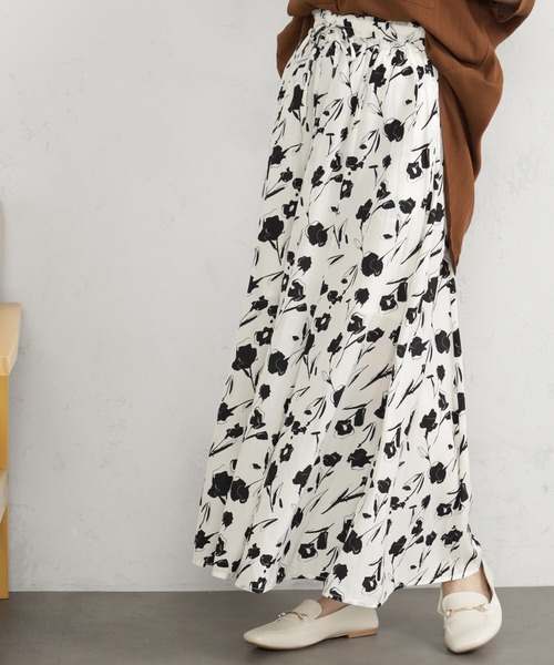 FOUND GOOD（ファウンドグッド）の「サラツヤフレアワイドP2（その他パンツ・レディース・ブルー系/グレー系1/グレー系8/グレー系/パープル系/アイボリー・S/M/L）」の2枚目の写真