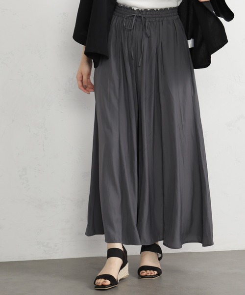 FOUND GOOD（ファウンドグッド）の「サラツヤフレアワイドP2（その他パンツ・レディース・ブルー系/グレー系1/グレー系8/グレー系/パープル系/アイボリー・S/M/L）」の4枚目の写真