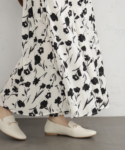 FOUND GOOD（ファウンドグッド）の「サラツヤフレアワイドP2（その他パンツ・レディース・ブルー系/グレー系1/グレー系8/グレー系/パープル系/アイボリー・S/M/L）」の9枚目の写真