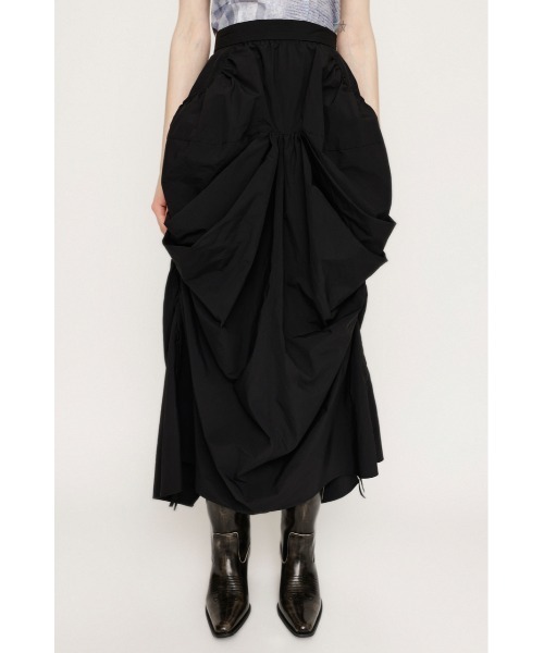 SLY（スライ）の「FLOWING DRAPE 3D SK フローイング ドレープ スリーディ スカート / セットアップ可（スカート・レディース・アイボリー/ブラック・1/2）」の22枚目の写真