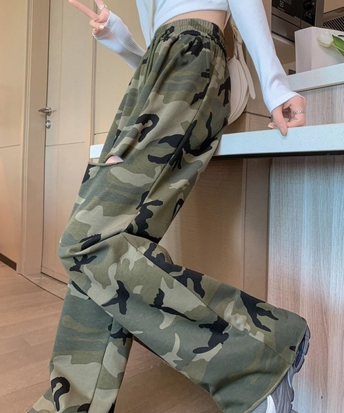 CANVAS+(キャンバスプラス)の「【CANVAS+】迷彩柄ミニ裏毛リラックスパンツ(その他パンツ・レディース・ピンク/カーキ・M)」の21枚目の写真