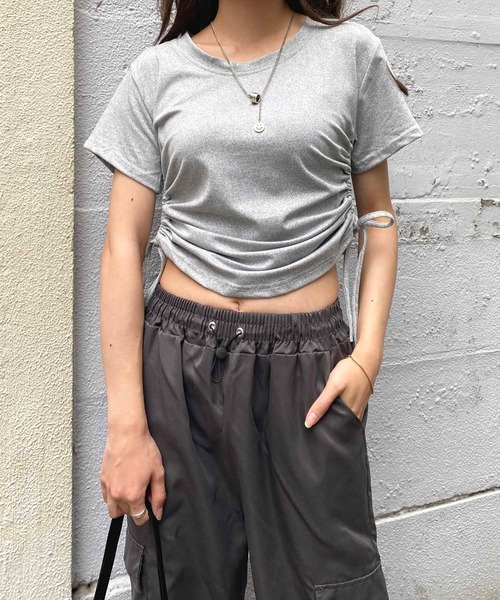 NANEA(ナネア)の「サイドシャーリングクロップドTシャツ(Tシャツ/カットソー・レディース・グレー/ピンク/ブラウン/ホワイト/ブラック・MEDIUM/LARGE/X-LARGE)」の15枚目の写真