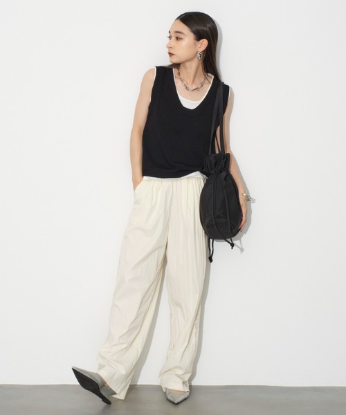 SEN TOKYO(セントーキョー)の「大容量で使い回し◎巾着ショルダーバック(ショルダーバッグ・レディース・ホワイト/ブラック・FREE)」の13枚目の写真