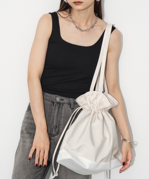 SEN TOKYO(セントーキョー)の「大容量で使い回し◎巾着ショルダーバック(ショルダーバッグ・レディース・ホワイト/ブラック・FREE)」の20枚目の写真