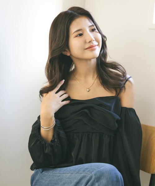MIEL CRISHUNANT（ミエルクリシュナ）の「カップ付き3WAYパフスリーブキャミトップス（キャミソール・レディース・ブラック/アイボリー・FREE）」の12枚目の写真