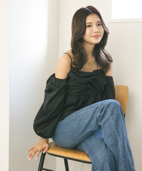 MIEL CRISHUNANT（ミエルクリシュナ）の「カップ付き3WAYパフスリーブキャミトップス（キャミソール・レディース・ブラック/アイボリー・FREE）」の10枚目の写真