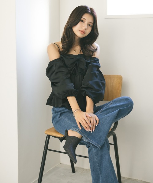 MIEL CRISHUNANT（ミエルクリシュナ）の「カップ付き3WAYパフスリーブキャミトップス（キャミソール・レディース・ブラック/アイボリー・FREE）」の8枚目の写真